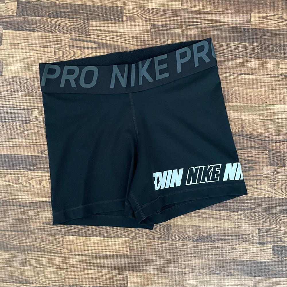 Nike Pro Dri Fit Mid Rise 3” Training Shorts Black Medium
